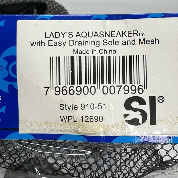 Women’s Aqua Sneakers NWT - Picture 6 of 7